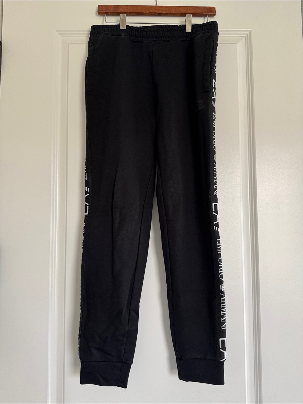 NWOT EA7 Emporio Armani Black Logo Regular Fit Sweatpants S